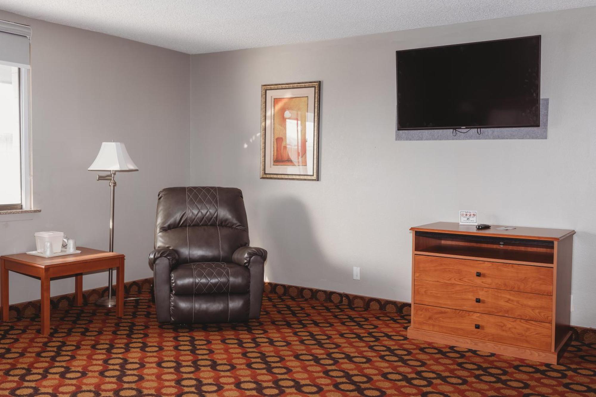 Americinn By Wyndham Appleton Downtown Exterior photo